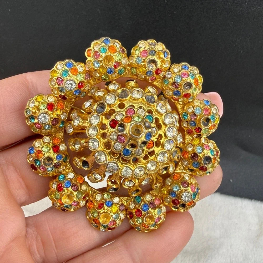 Vintage Rhinestone Dome Brooch Gold Tone Heavy READ